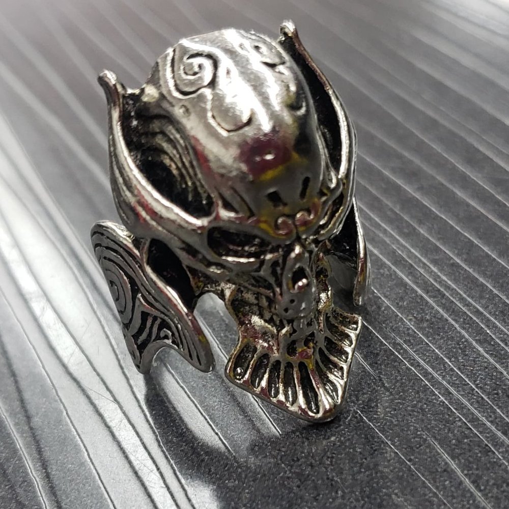1/$10, 2/$15 -  Men's size 10 Silver-tone Skull Ring Fashion Jewelry